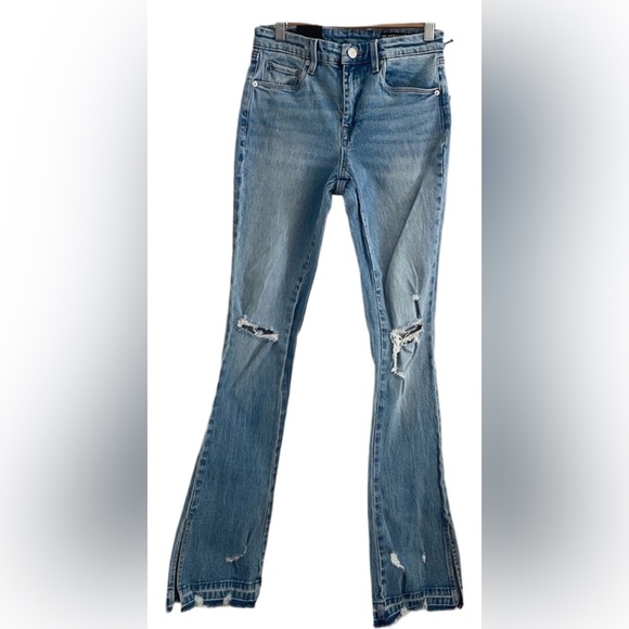 NWT•BLANK NYC Hoyt•High Rise•Mini Flare•Rip Knees Side SlitReleased Hem•Size 25 - Picture 2 of 8
